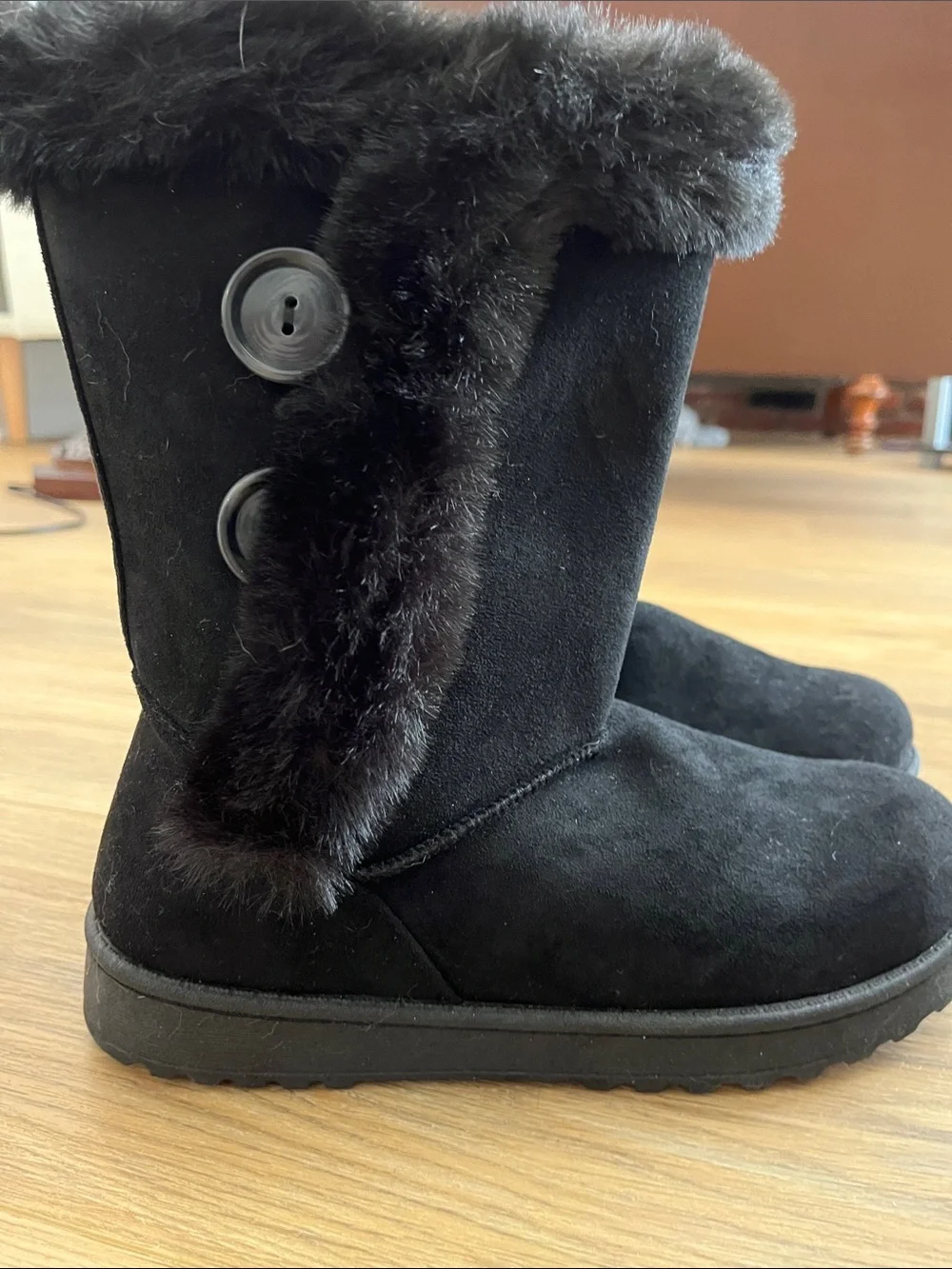 SO Black Faux Fur-Trim Winter Boots